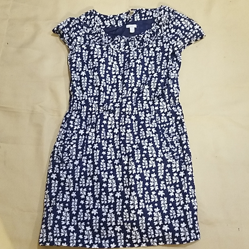 Old Navy size M dress